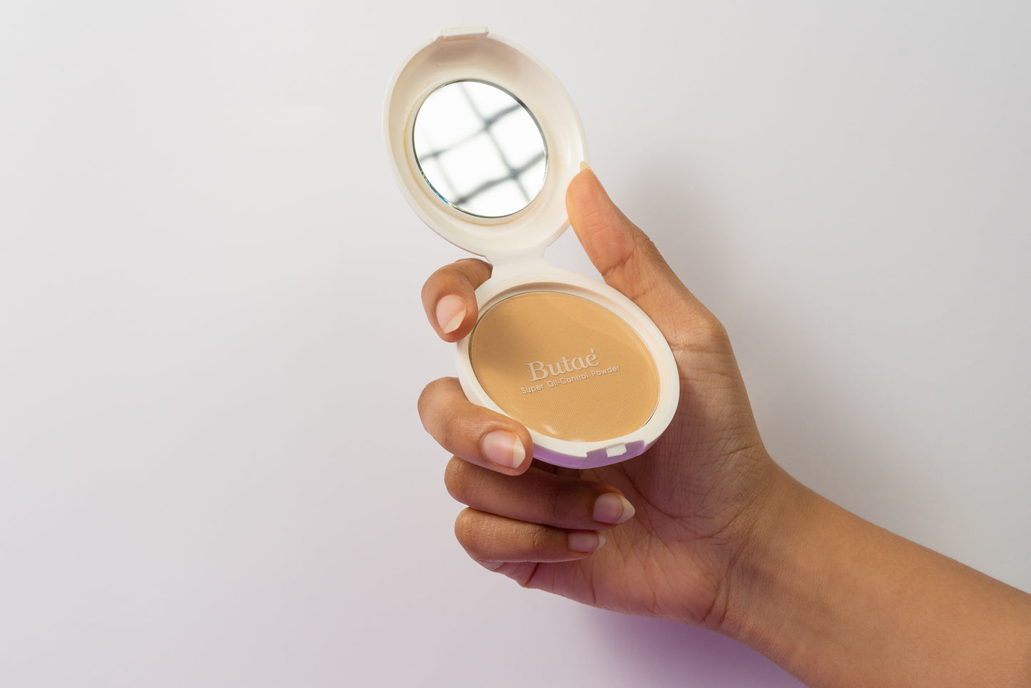 OIL CONTROL POWDER بودرة أساس للوجه سوبر أويل كونترول