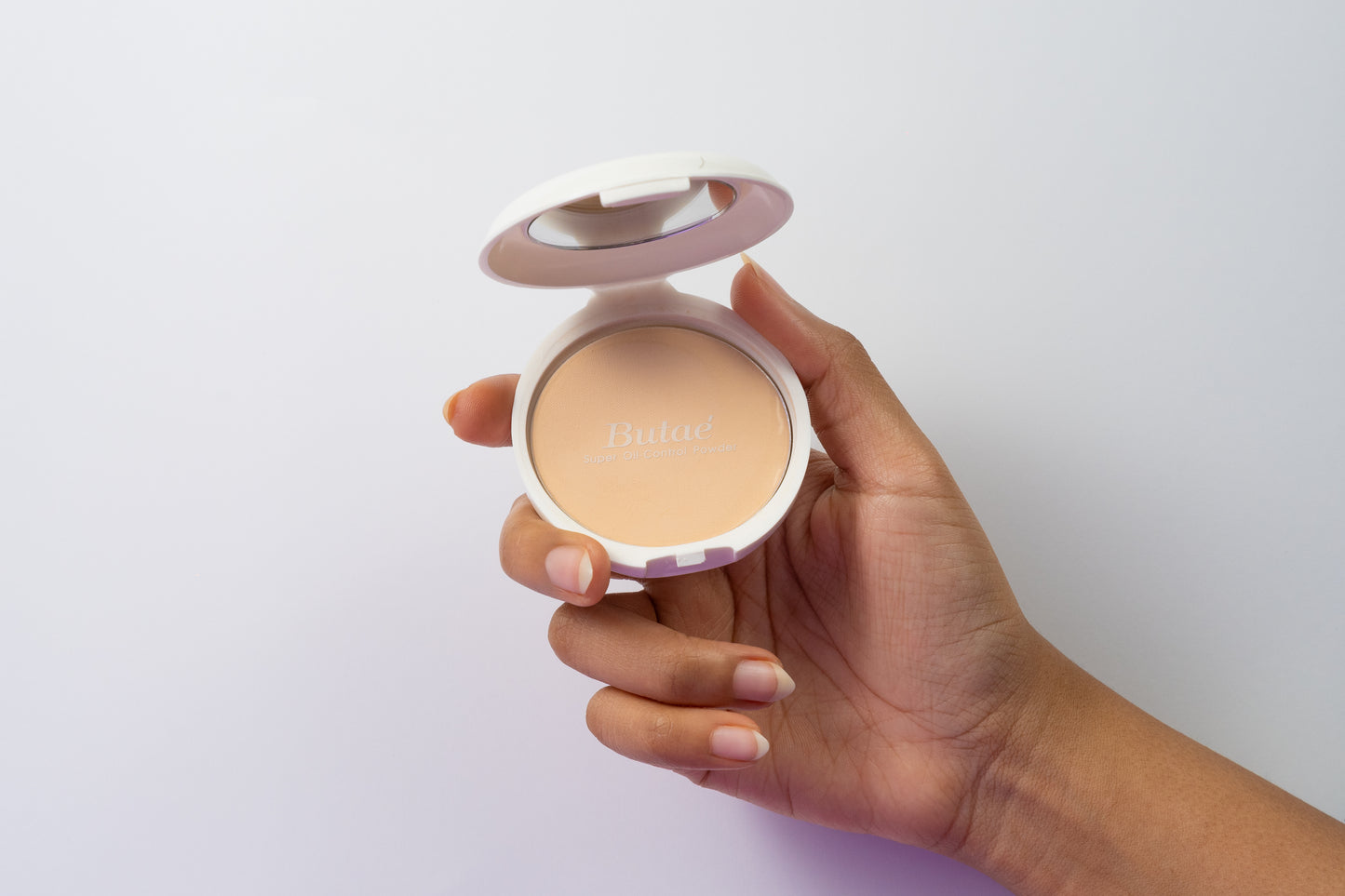 OIL CONTROL POWDER بودرة أساس للوجه سوبر أويل كونترول
