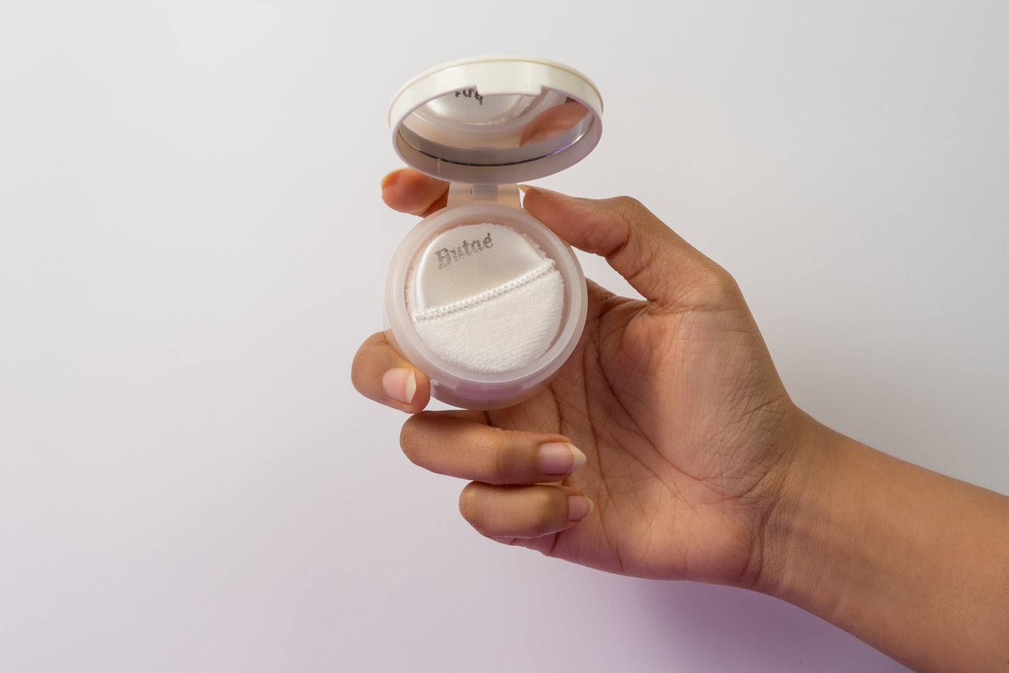 Butaé Super Oil Control Loose Powder - Pre-Order